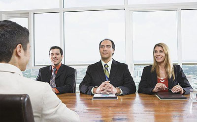 如果公司快倒闭了，你该做什么：学快播赶紧提仲裁